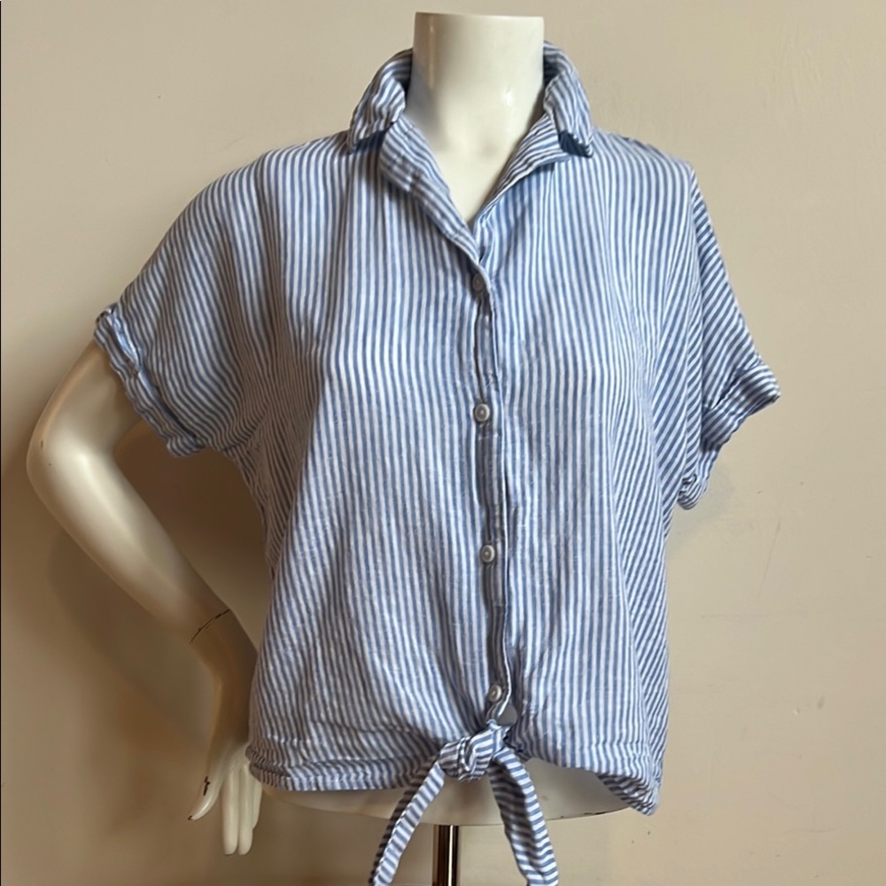 Beachlunchlounge Blue and White Tie Front Button Down Shirt coastal to cowgirl